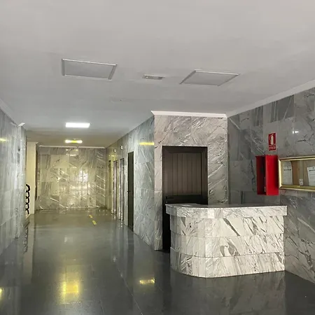 Apartment Center Cristianos